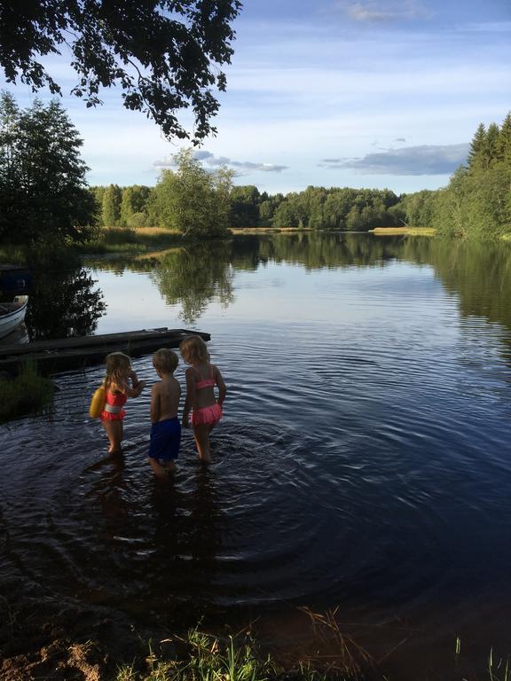 Appartamento Torpgarden Oennerudsvaegen 56 Torsby Esterno foto